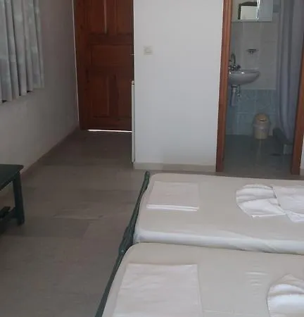 Nostos Pláka