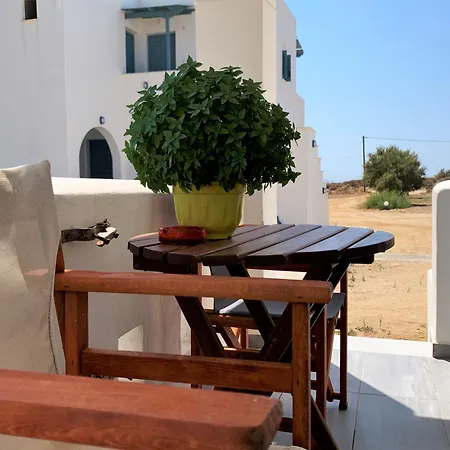 Nostos Guest house 3*