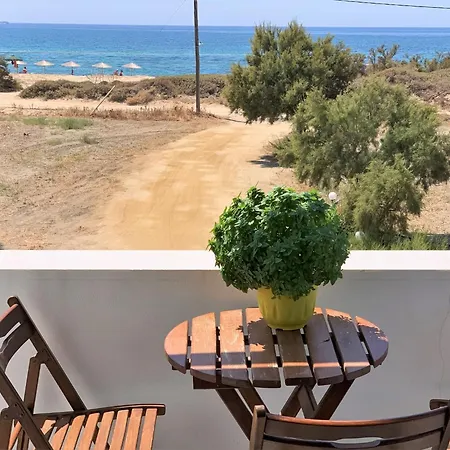 Πανσιόν Nostos Πλάκα